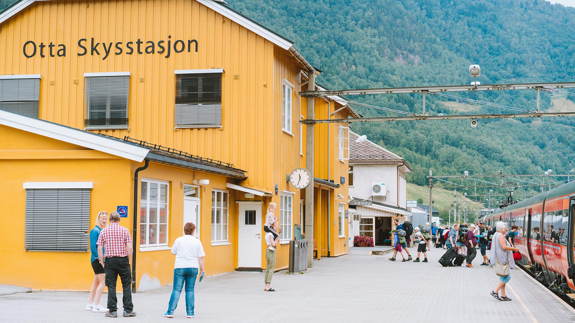 Train station, Otta.